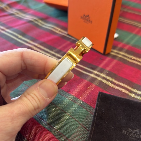 Hermes Le Bracelet H White and Gold - Picture 2 of 7